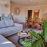 Superb Flat 3 Bedrooms Private Parking