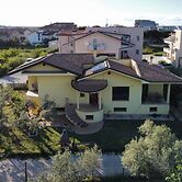 Villa Ma-ya