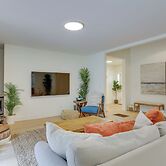 Charming Swan Lake Apartment w/ Deck!