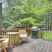 Cozy Swan Lake Apt w/ Grill + Private Yard