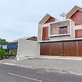 Super OYO 91816 Griya Putih