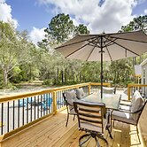 Charming Perry Home ~ 2 Mi to the Gulf!
