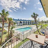Oceanfront Ormond Beach Condo: Patio, Pool Access!