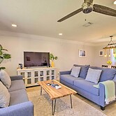 Quiet Satellite Beach Home w/ Lanai, Walk to Beach