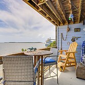 Walkable Beachfront Retreat on Cedar Key!