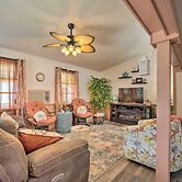 Homosassa Retreat w/ Sunroom & Canal Views!