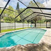 Pet-friendly Home w/ Pool in Palm Harbor!