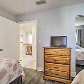 Balcony & Pool: Gulfview Tierra Verde Escape!