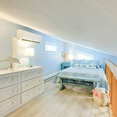 Tropical Cottage < 2 Mi to Hobe Sound Beach!