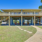 Waterfront Cedar Key Duplex Home: Grill & Dock!