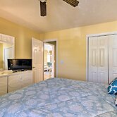 Aberdeen Club Golf Retreat, Short Drive to Beach!