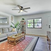 Central Gulfport Home < 1 Mi to the Beach!