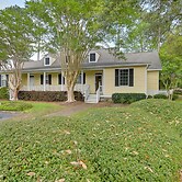 Cottage w/ Deck & Pool Access ~ 6 Mi to Beach