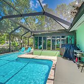 Canal-front Outdoor Oasis: Home in Crystal Water