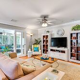 Fort Myers Bungalow - 12 Miles to the Beach!