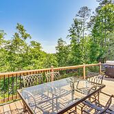 Lake Keowee Getaway: Boat Dock, Deck, Grill!