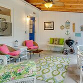 Lanark Village Vacation Rental ~ 8 Mi to Beach!