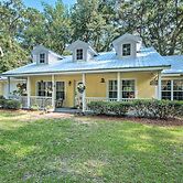 Serene Old Town Getaway Near Suwannee River!