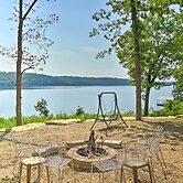 Waterfront Bull Shoals Lake Cabin w/ Deck + Views!