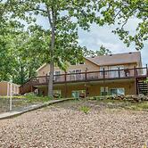 'lazy RS Lakehouse' w/ Hot Tub & Dock in Warsaw!