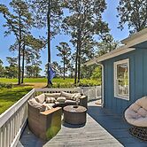 2 Mi to Beach: Myrtle Beach Golf Course Escape!