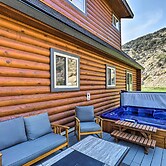 Beautiful Oakley Cabin w/ Private Hot Tub & Views!