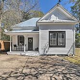Cozy Livingston House w/ Fenced Yard + Patio!