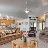 Outdoorsy Utah Paradise w/ Mountain Views!