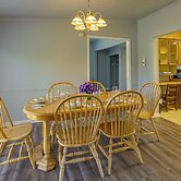 Quaint Asheboro Home ~ 1 Mi to North Carolina Zoo!