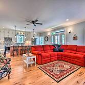 Charming Lake Erie Getaway: Walk to Beach!