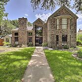 Convenient Allen Retreat, 2 Mi to Downtown!