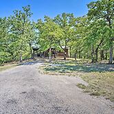 Cozy, Secluded Davis Cabin on 60 Wooded Acres
