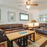 Neenah Home w/ Deck: Near Lake Winnebago