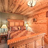 'loose Moose Lodge' - 31 Acres on Yaak River!