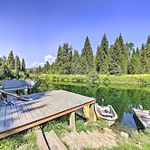 'loose Moose Lodge' - 31 Acres on Yaak River!