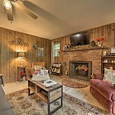 Smoky Mtn Hideaway: Screened Porch & Fire Pit