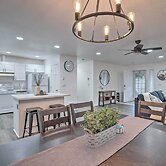 Pet-friendly PNW Home, 1 Mi to Rockaway Beach