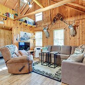 Cozy Wisconsin Getaway w/ Dock & Lake Access!
