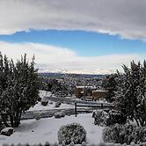 Adobe-style Home w/ Views < 5 Mi to Santa Fe Plaza