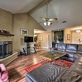 Pet-friendly Missouri City Home w/ Fenced-in Yard!