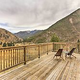 Lowman Outdoor Retreat: Walk to Hot Springs!