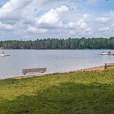 Lakes, Beaches, Pool, Golf, Trails: Michigan Cabin
