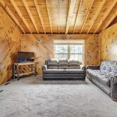 Racine Vacation Rental 25 Mi to Athens!