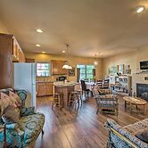 Unique Townhouse in Bavarian-style Neighborhood!