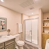 Stylish Woodville Cabin: Fishing Dock Access!