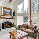 Pet-friendly California Cabin w/ Beach Access