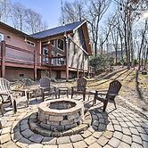 Glenville Serenity Lodge' w/ Lake Views!