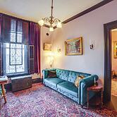 Vintage Apartment in Historic Downtown La Porte!