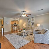 Charming Springdale Townhome ~ 5 Mi to Dtwn!