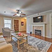 Charming Springdale Townhome ~ 5 Mi to Dtwn!